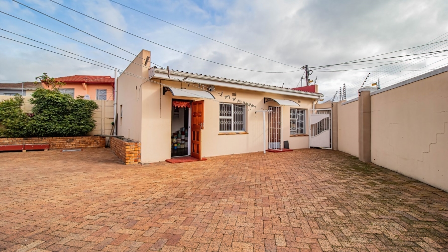 3 Bedroom Property for Sale in Gatesville Western Cape